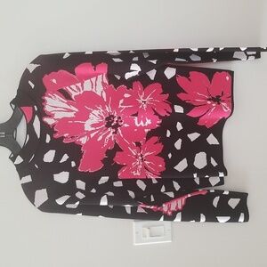 Madeleine Women's sweater turtleneck sz small NWOT